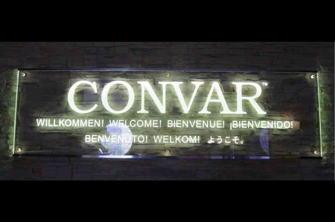 Glasscheibe mit Gravur und Beleuchtung Vorschaubild