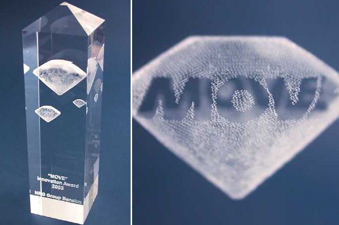 Glasobelisk mit 3D Gravur Vorschaubild